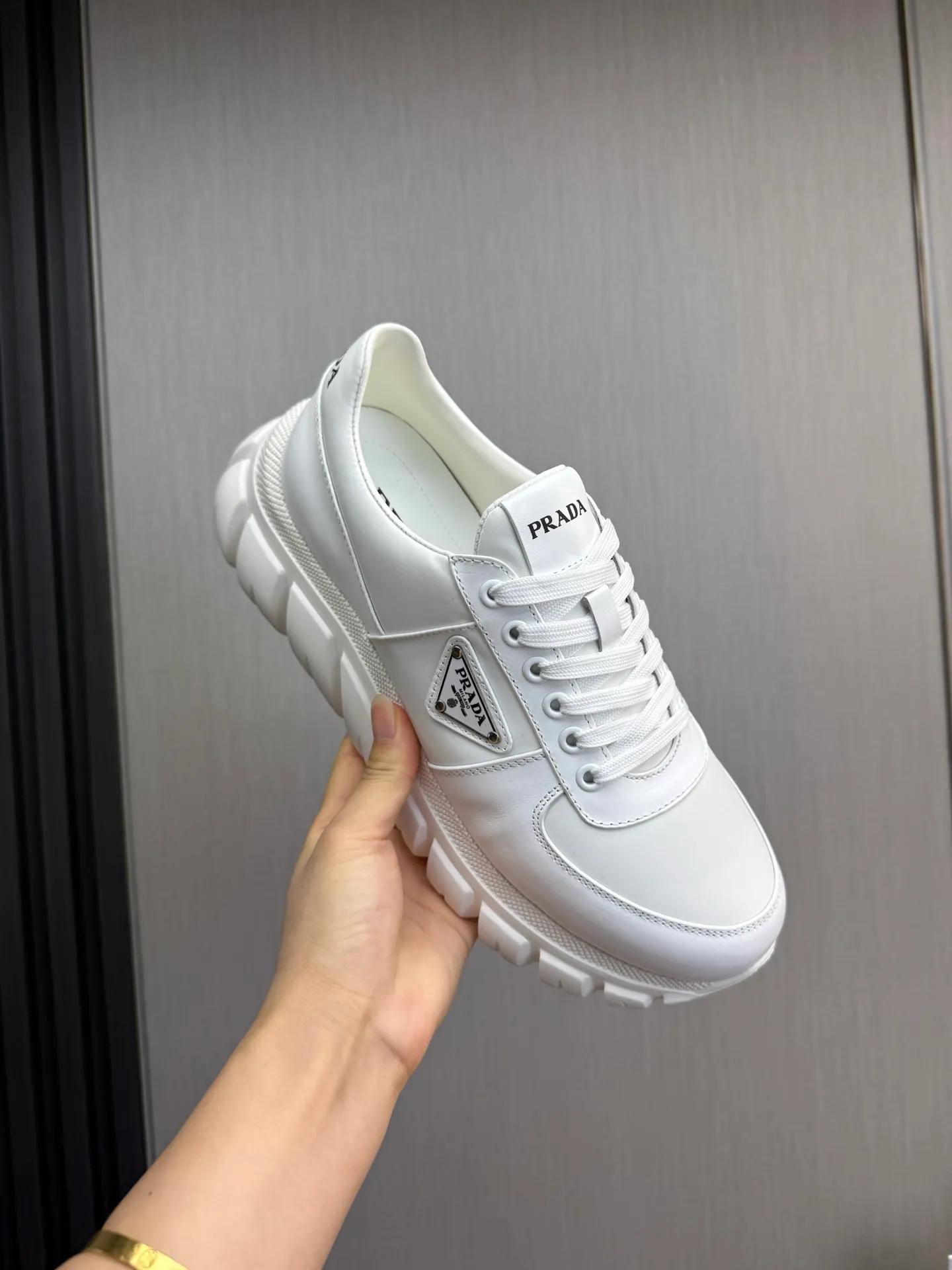 Men's shoes 💰580💰 [PRADA] Men's shoes are popular in the counter, official website is synchronized, 1 high-quality shipment ✔️Imported cowhide fabric + cowhide lining, 1🆚1 replica, original sole, 38-45 (45 customized, non-refundable)